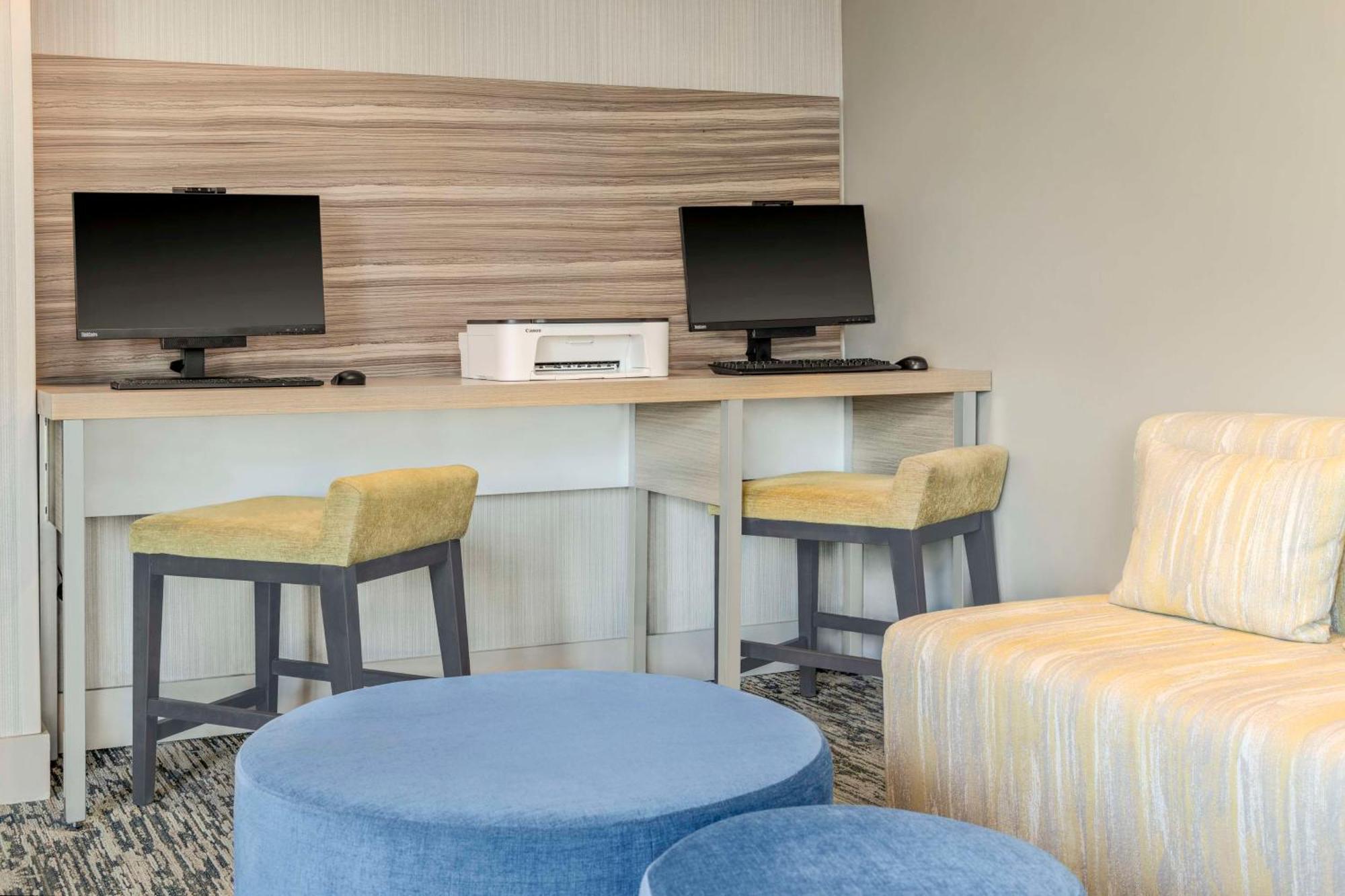 Hilton Garden Inn Denver Airport Аурора Екстериор снимка