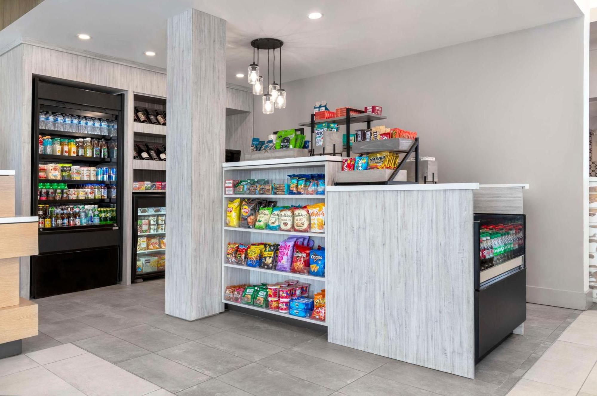 Hilton Garden Inn Denver Airport Аурора Екстериор снимка