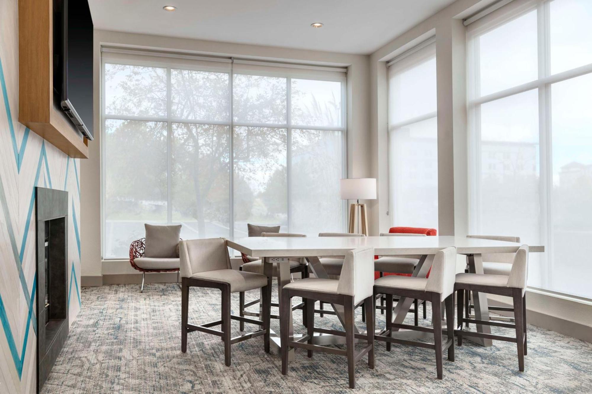 Hilton Garden Inn Denver Airport Аурора Екстериор снимка